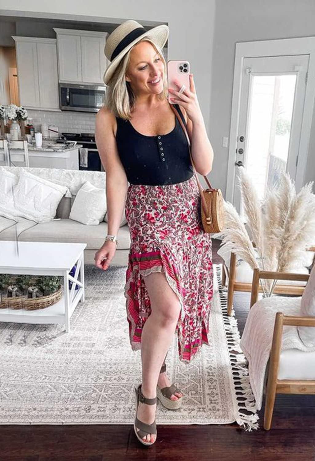 imageBTFBM Women 2026 Spring Summer Long Skirts Dress Boho Floral Elastic Waist Split Ruffle High Low Beach Maxi Skirt ClothesXred